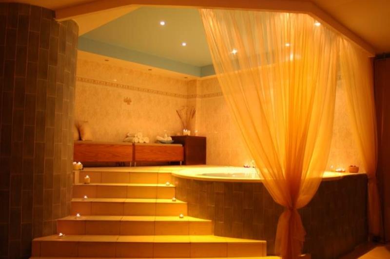 Aristoteles Holiday Resort & Spa 4*