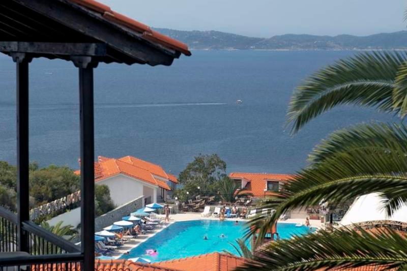 Aristoteles Holiday Resort & Spa 4*