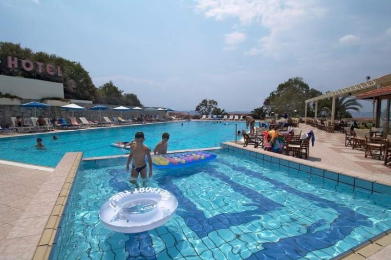 Aristoteles Holiday Resort & Spa 4*