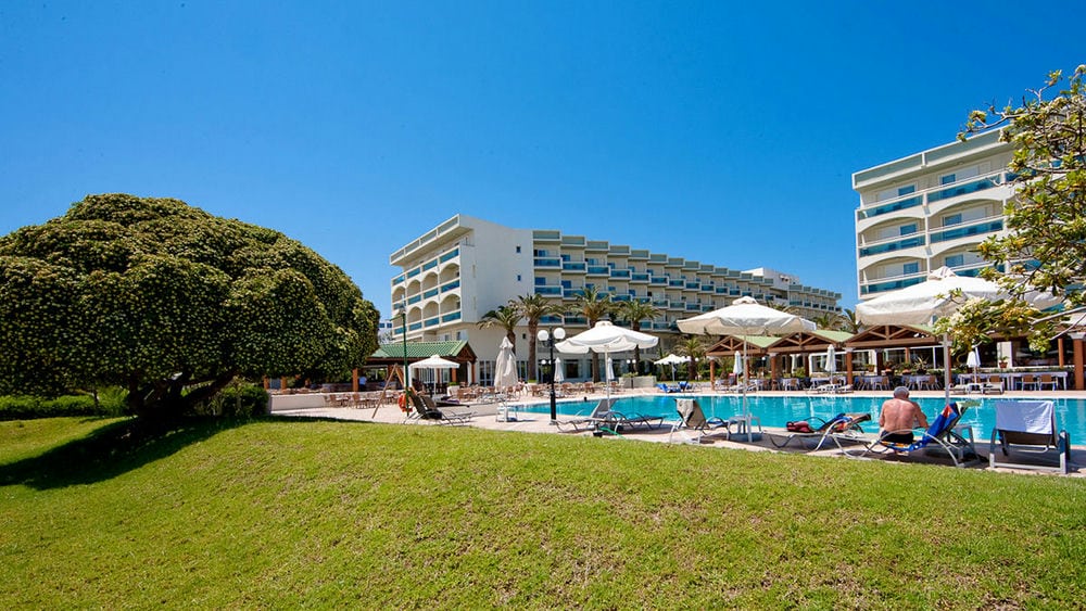 Apollo Beach Hotel 4*