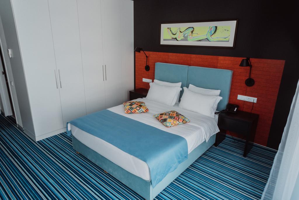 TANGERINE BEACH HOTEL