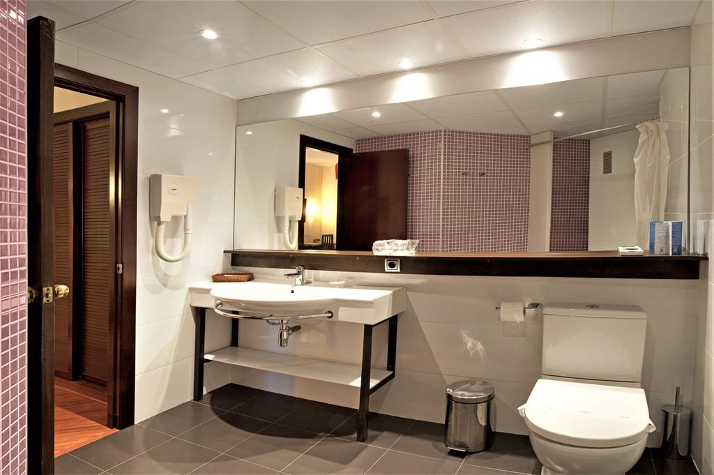 Bernat II 4*