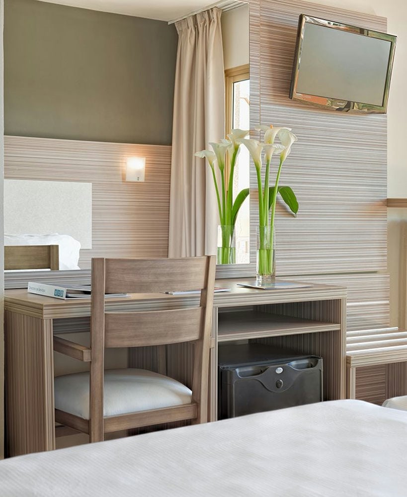 H10 Cambrils Playa 4*