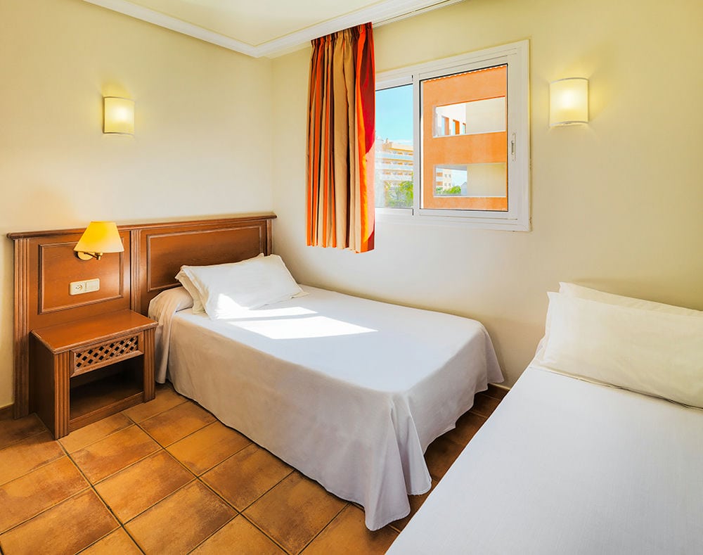 H10 Mediterranean Village 4*