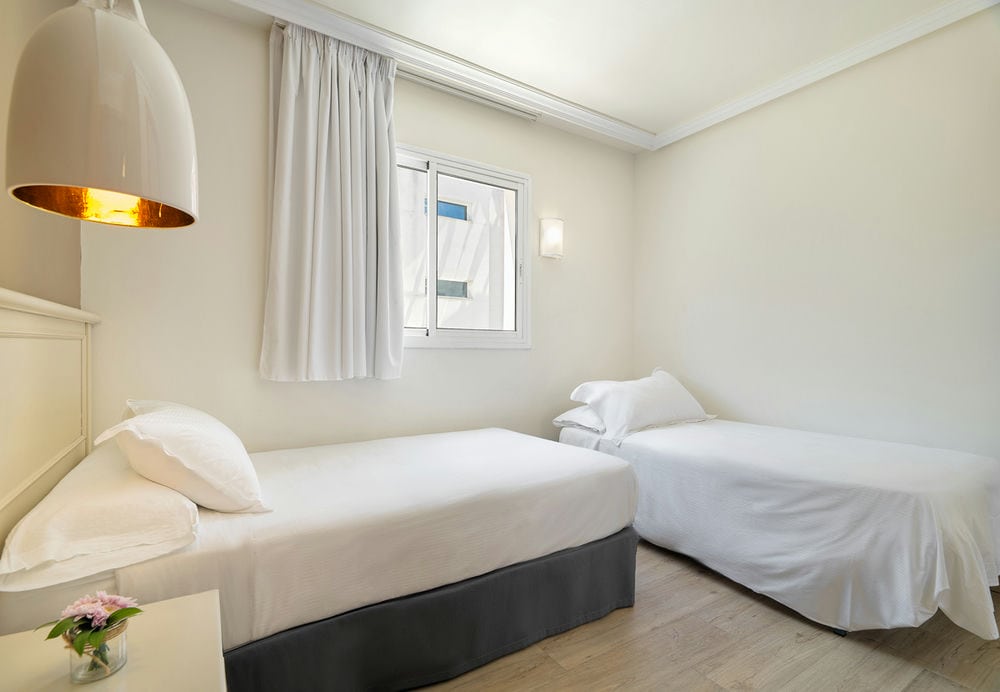 H10 Mediterranean Village 4*