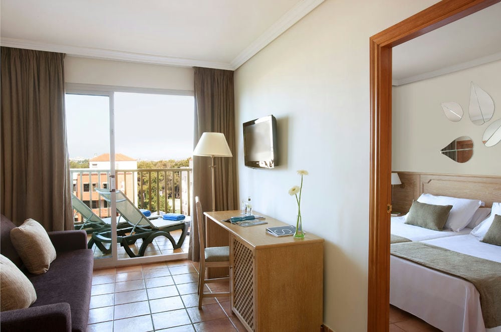 H10 Mediterranean Village 4*