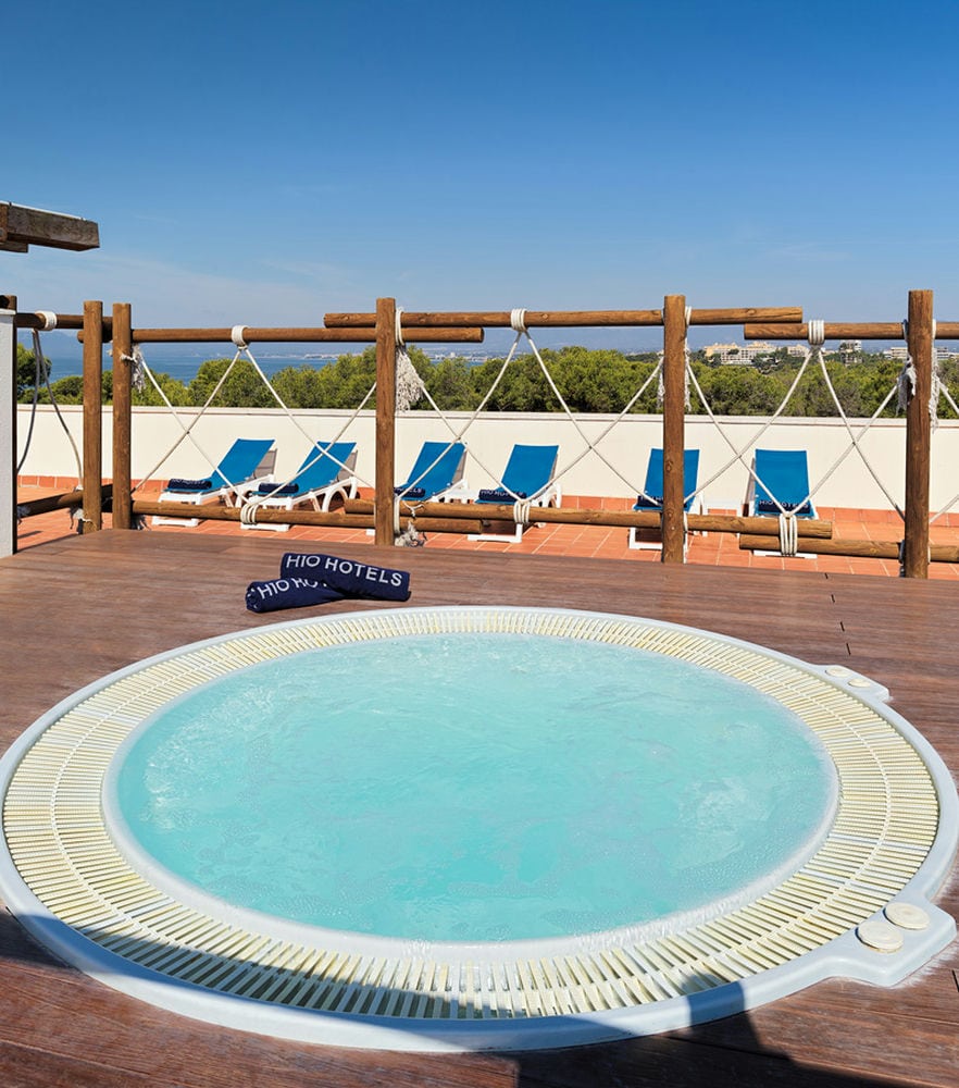 H10 Mediterranean Village 4*