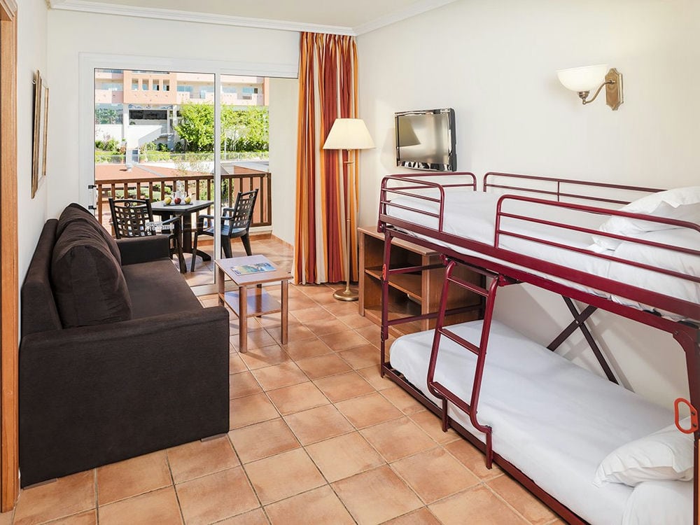 H10 Mediterranean Village 4*