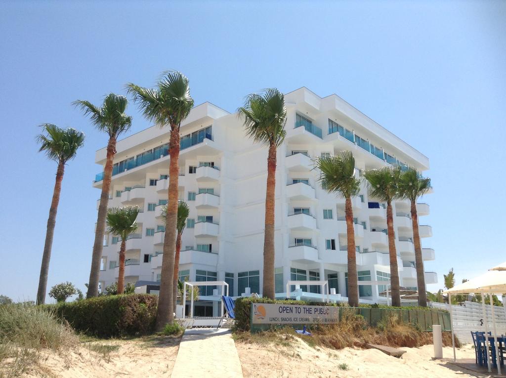 Tasia Maris Oasis 4*