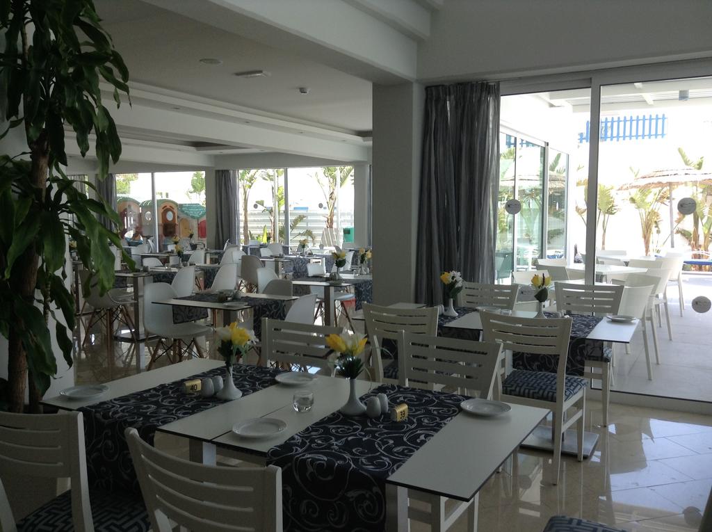Tasia Maris Oasis 4*