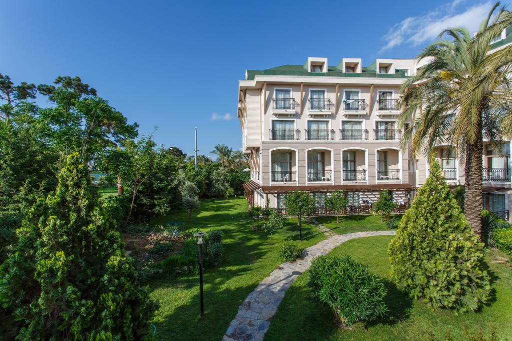 NOVIA LUCIDA BEACH HOTEL 5*