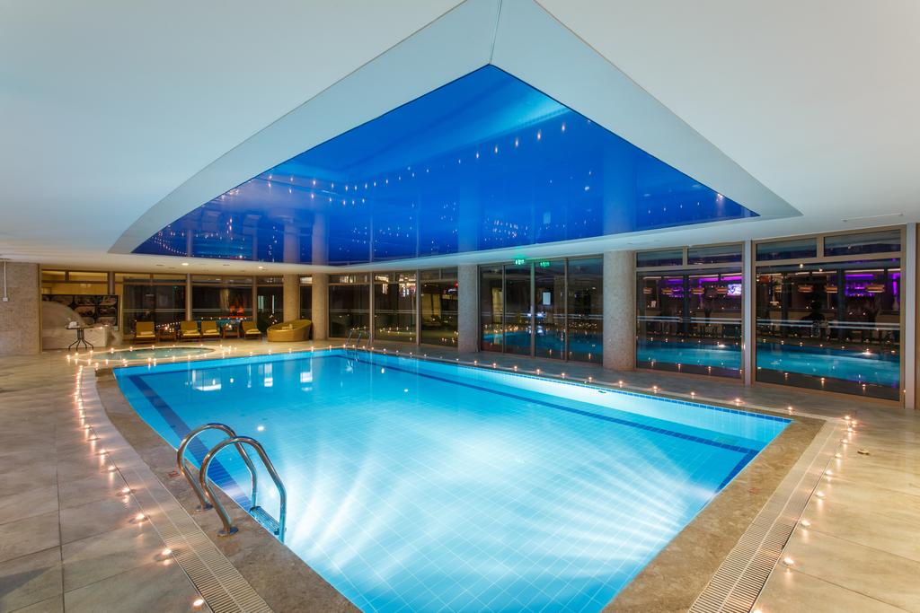 NOVIA LUCIDA BEACH HOTEL 5*