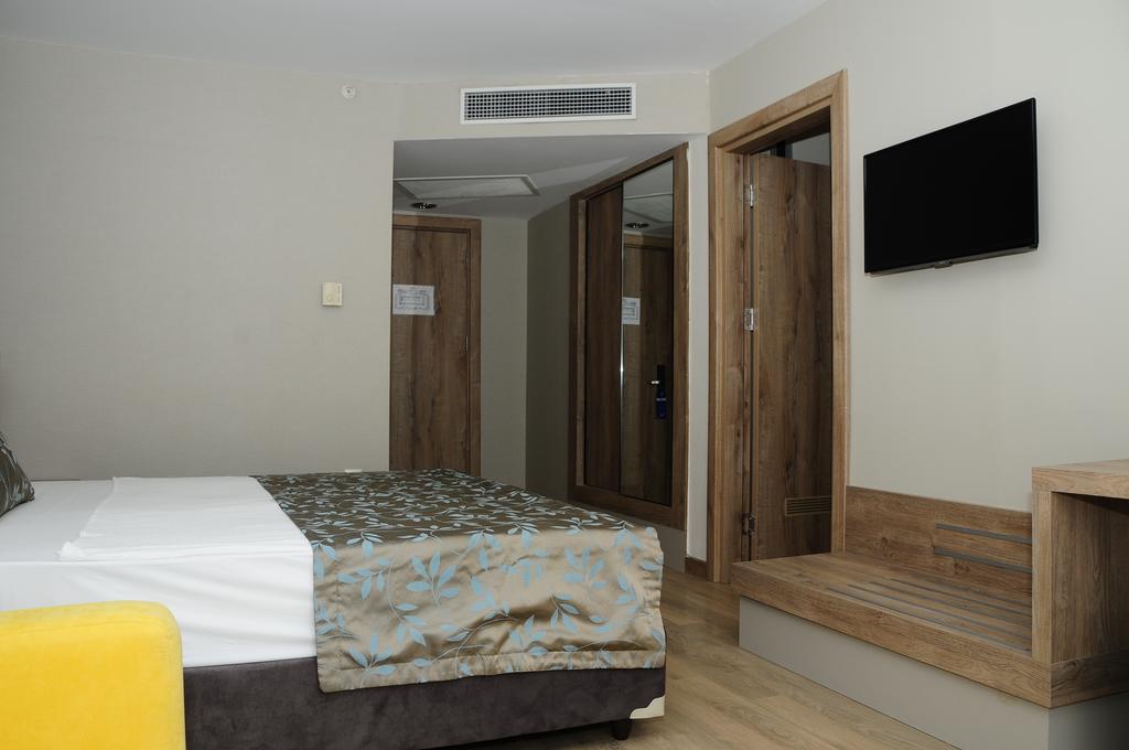 NOVIA LUCIDA BEACH HOTEL 5*