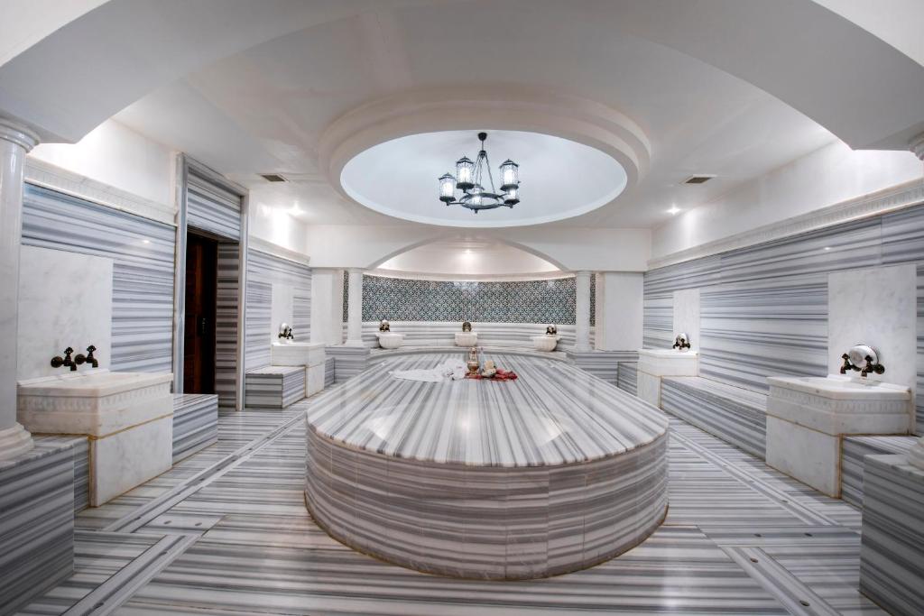 BARUT B SUITES 4*