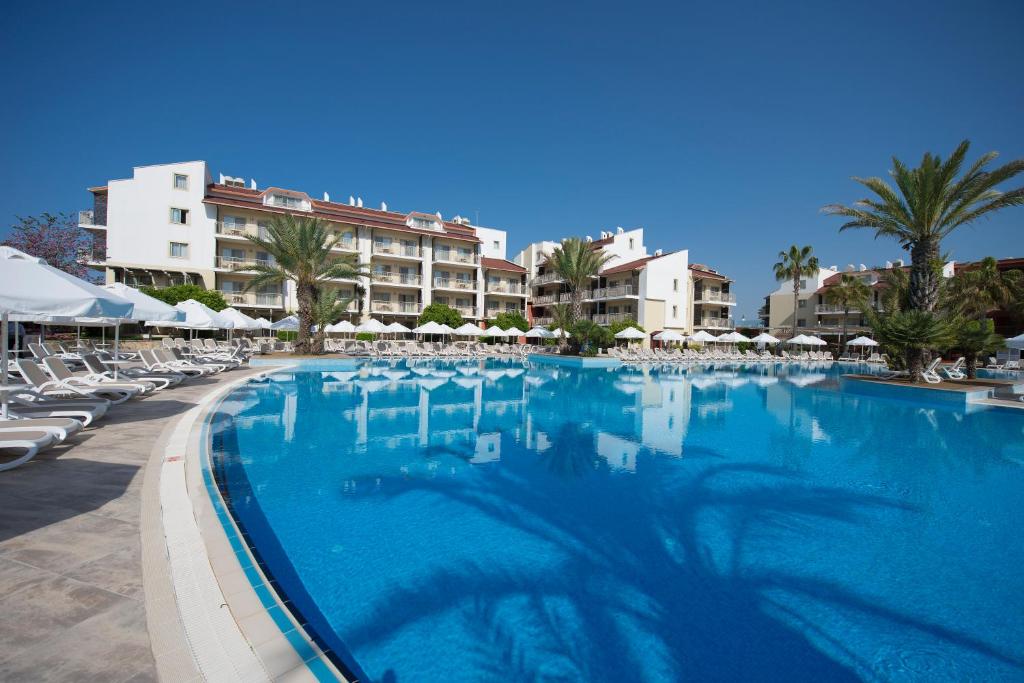 BARUT B SUITES 4*