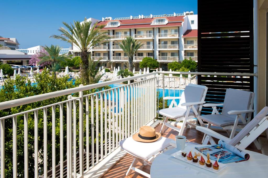 BARUT B SUITES 4*