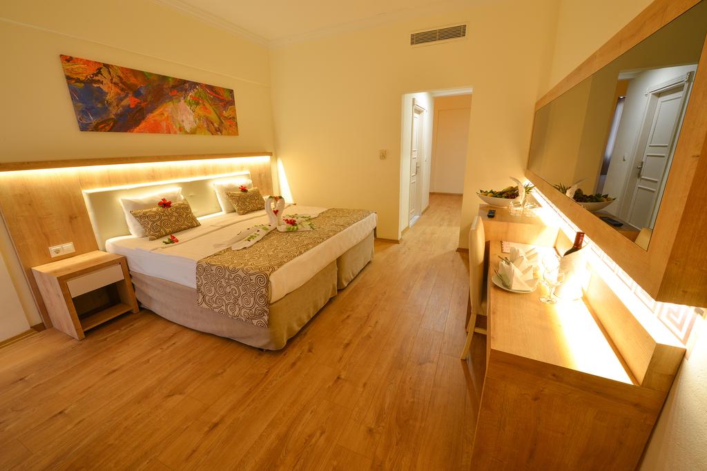 CESARS RESORT SIDE 5*
