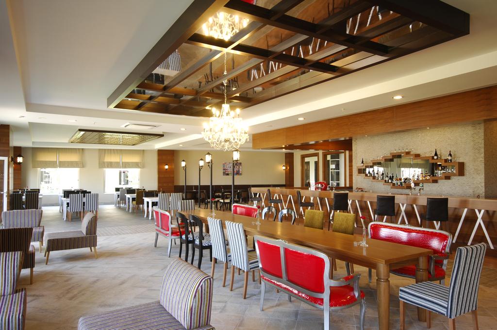 SEA WORLD RESORT & SPA 5*