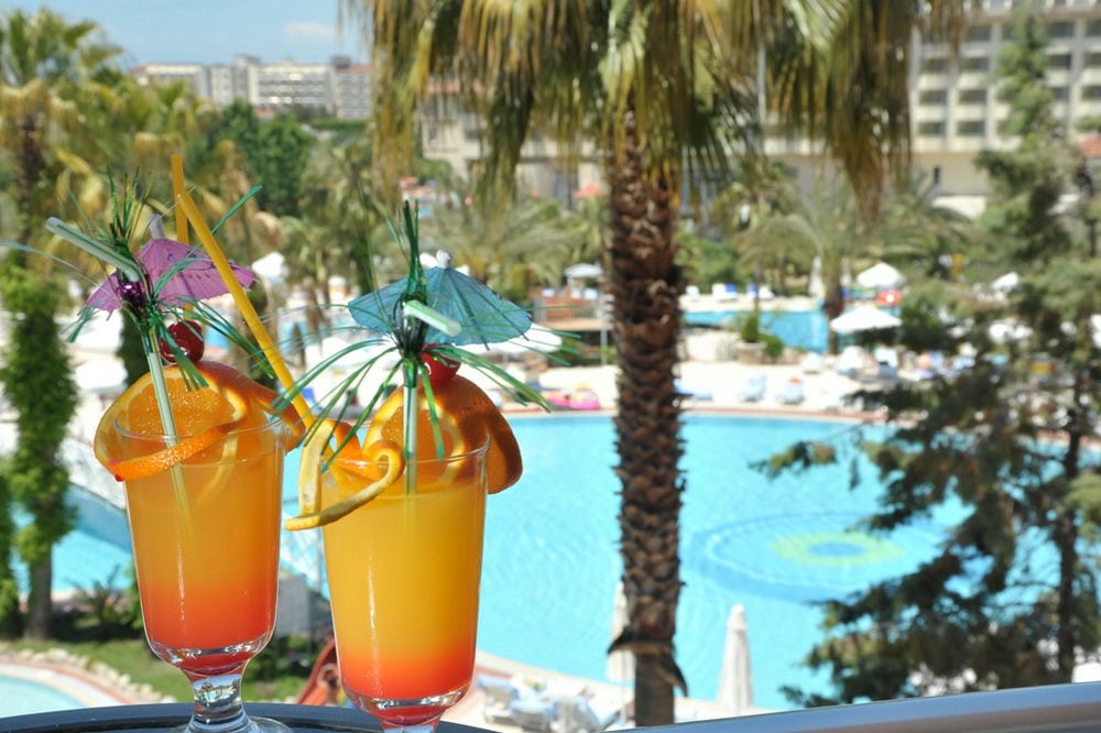 SIDE COROLLA HOTEL 5*