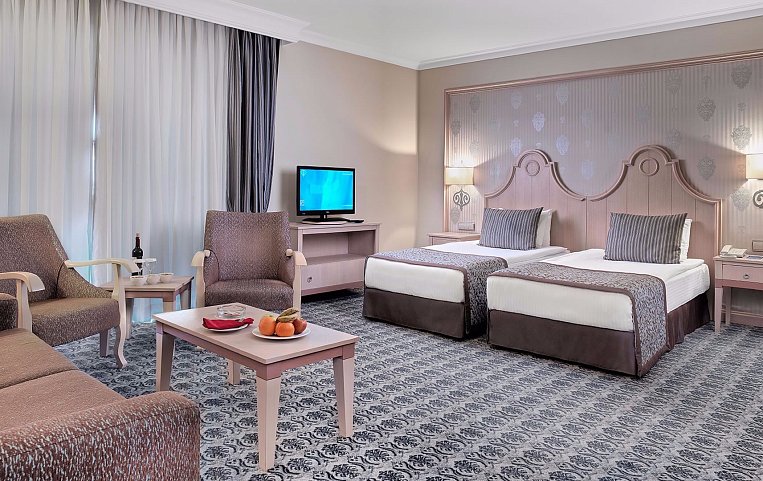 STARLIGHT RESORT HOTEL 5*