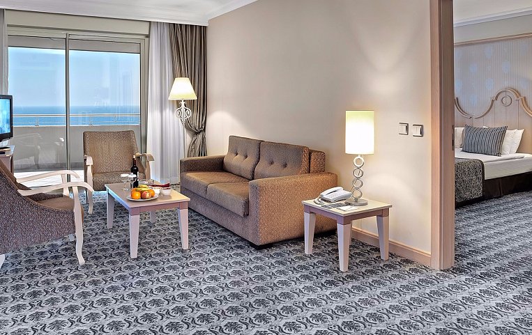 STARLIGHT RESORT HOTEL 5*