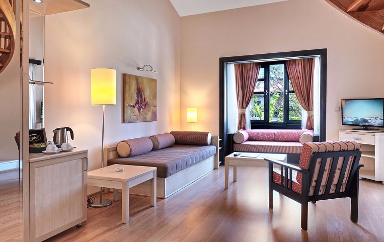 STARLIGHT RESORT HOTEL 5*