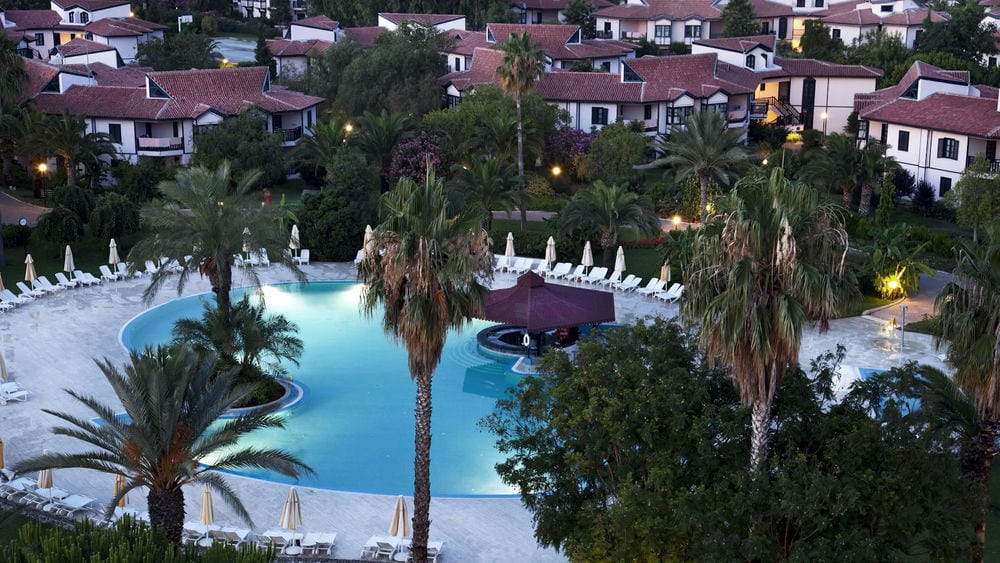 STARLIGHT RESORT HOTEL 5*