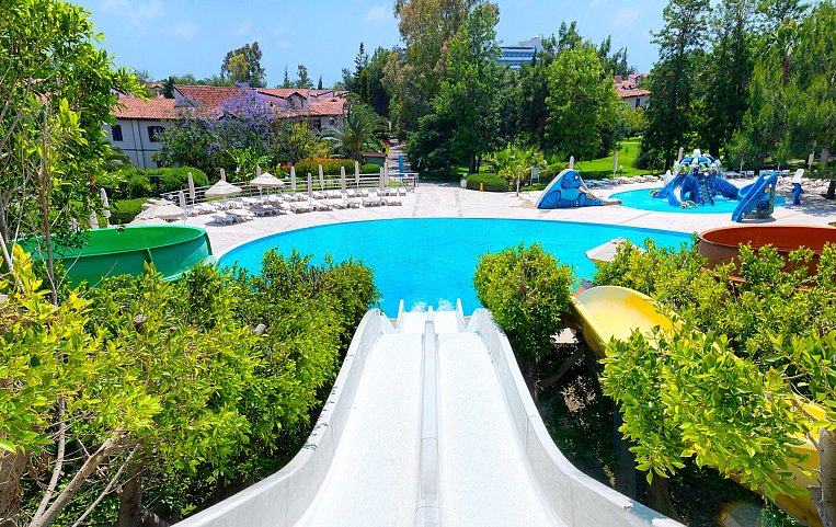STARLIGHT RESORT HOTEL 5*