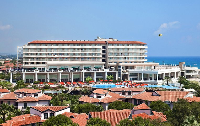 STARLIGHT RESORT HOTEL 5*