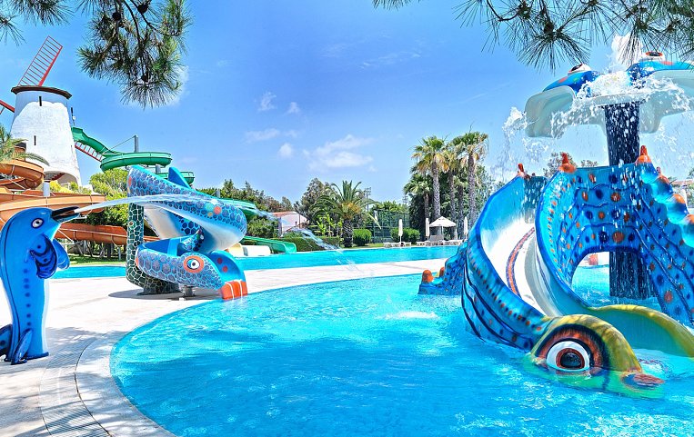 STARLIGHT RESORT HOTEL 5*