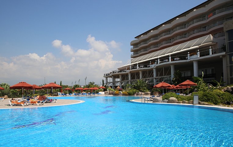 STARLIGHT RESORT HOTEL 5*