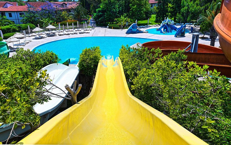 STARLIGHT RESORT HOTEL 5*
