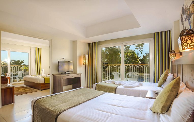 Royal Star Beach 4*