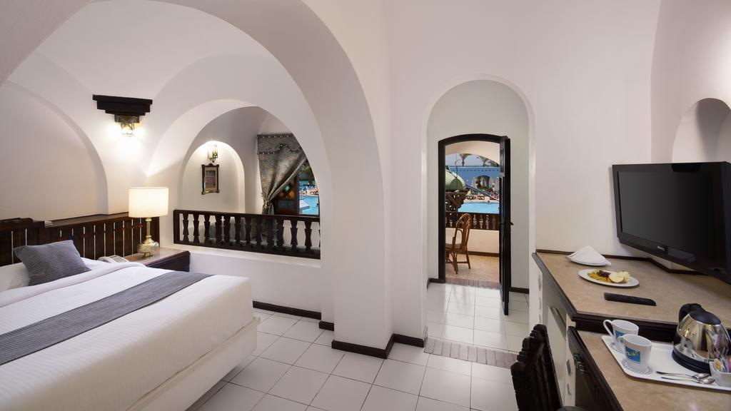 Arabella Azur 4*