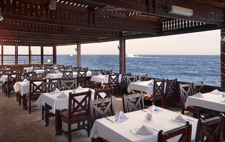 Arabella Azur 4*