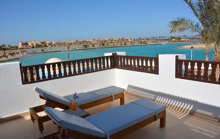 Arabella Azur 4*