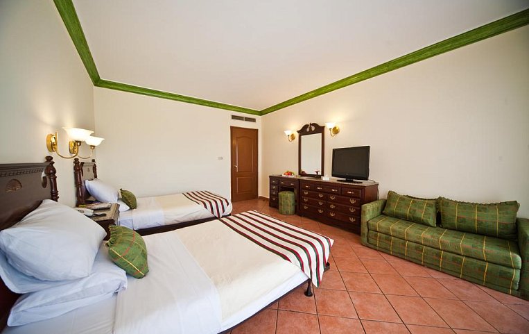 Ali Baba Palace & Aquapark 4*
