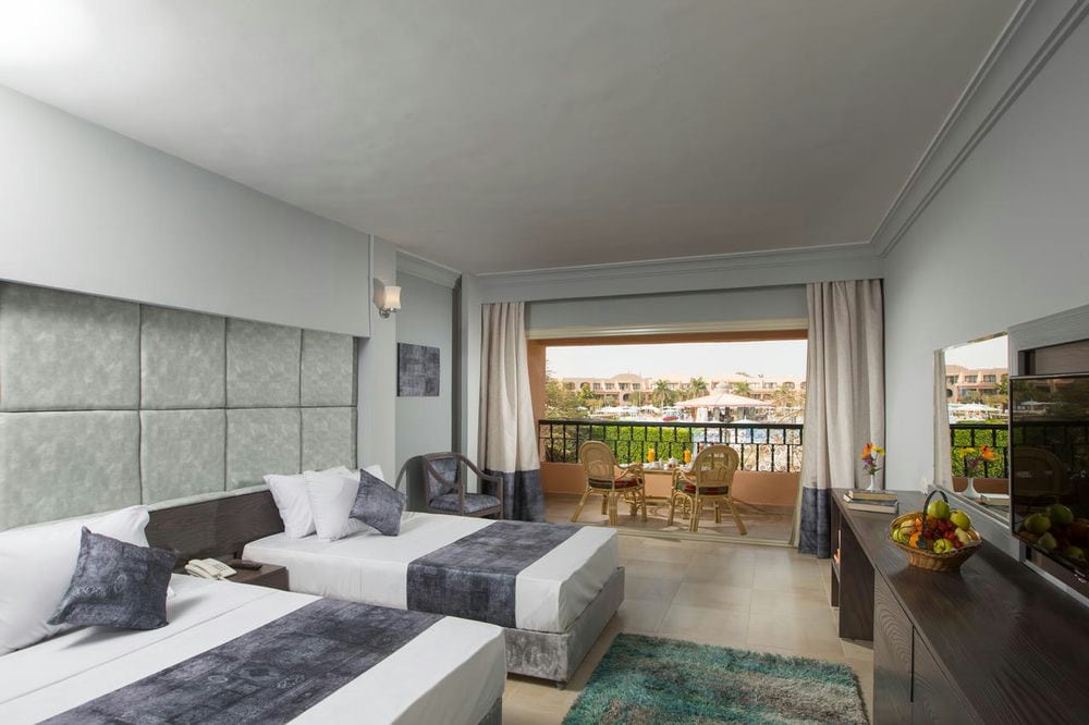 Ali Baba Palace & Aquapark 4*