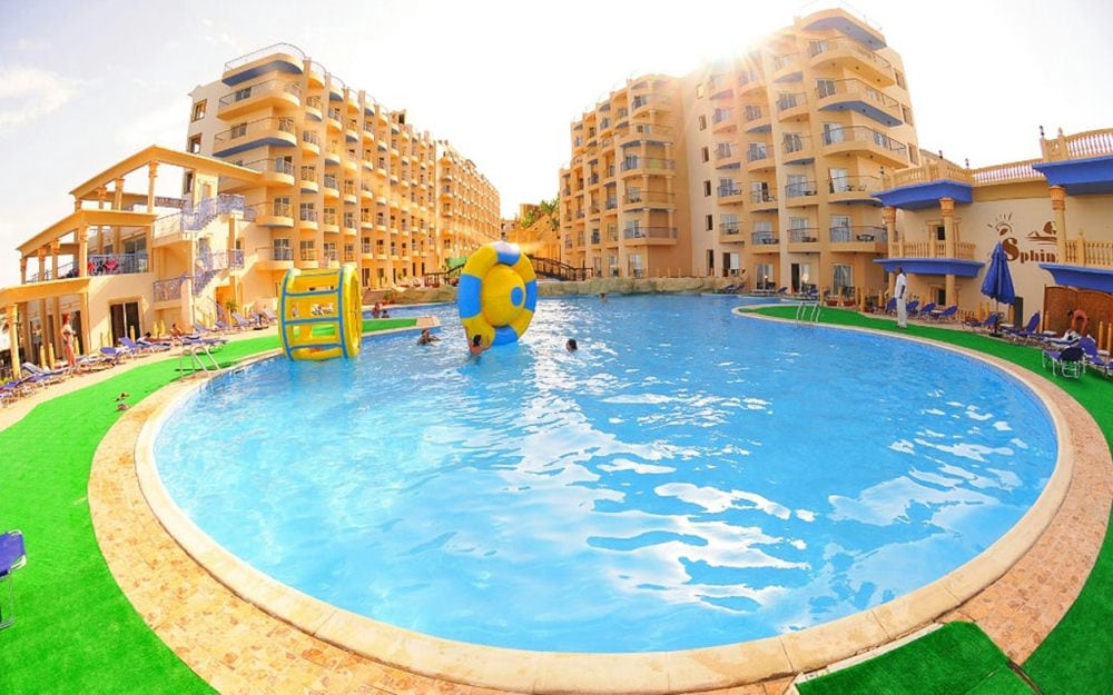 Sphinx Aquapark Beach Resort 4*