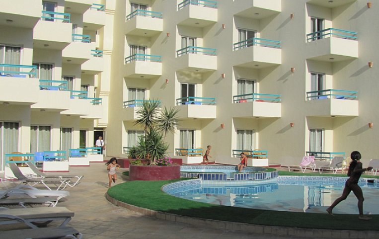 Roma Hotel 4*