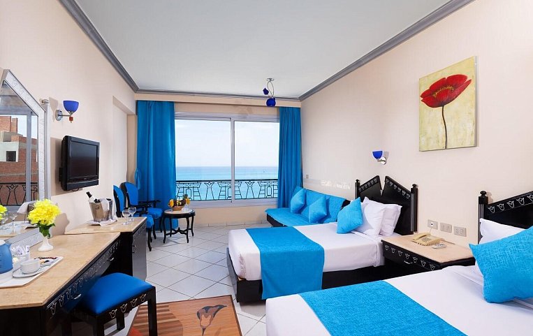 King Tut Aqua Park Beach Resort 4*