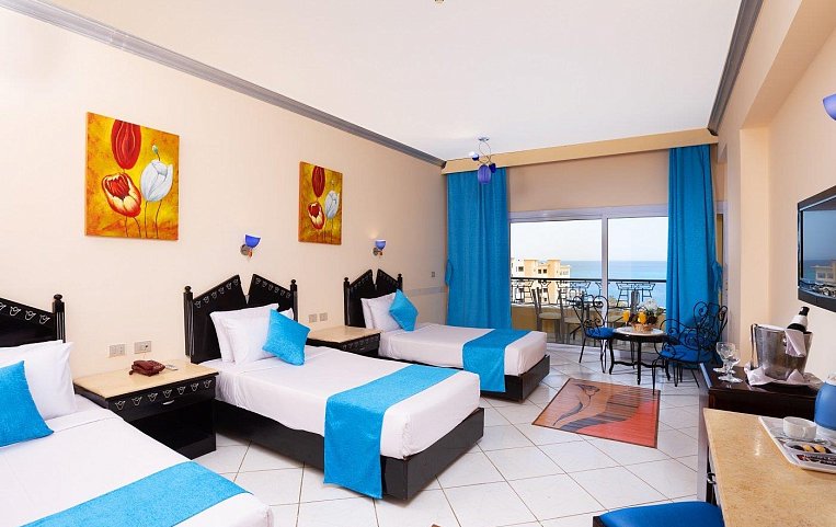 King Tut Aqua Park Beach Resort 4*