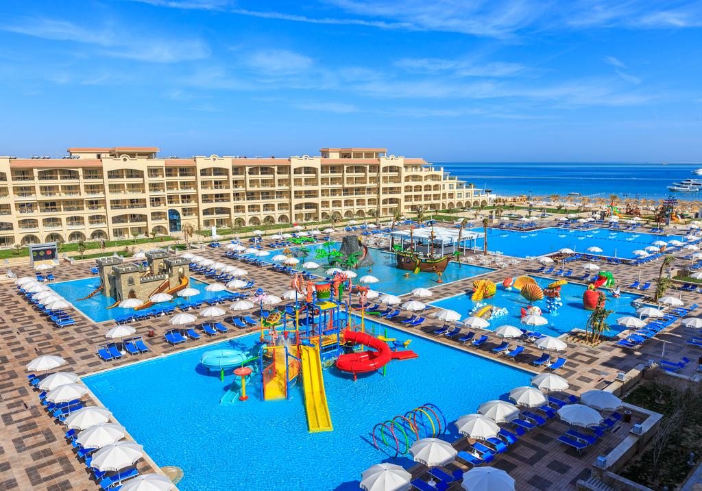 Pickalbatros White Beach Resort 5*