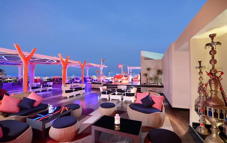 Pickalbatros White Beach Resort 5*
