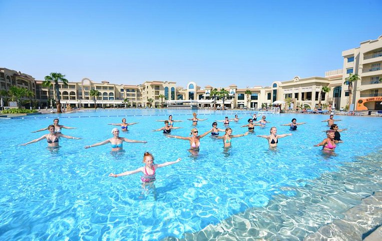 Pickalbatros White Beach Resort 5*
