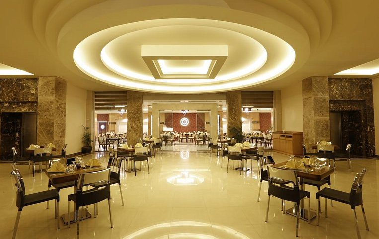 Pickalbatros White Beach Resort 5*