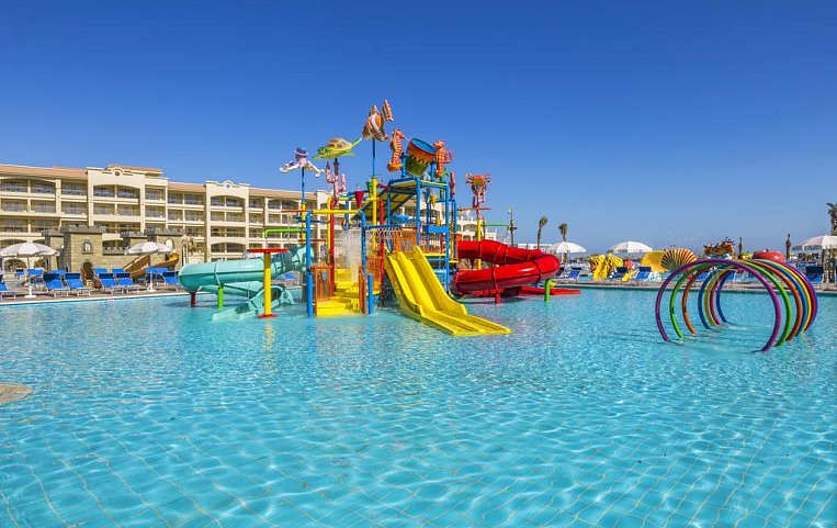 Pickalbatros White Beach Resort 5*