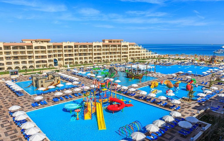 Pickalbatros White Beach Resort 5*