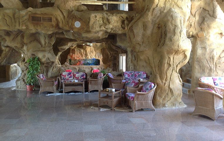 Caves Beach Resort Hurghada 5*