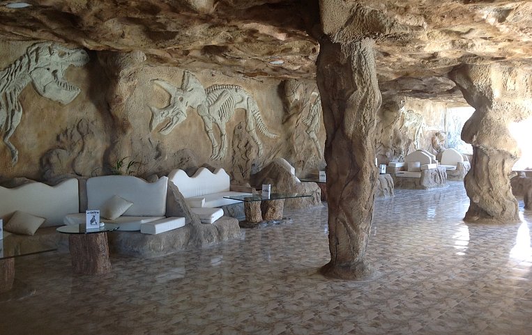 Caves Beach Resort Hurghada 5*